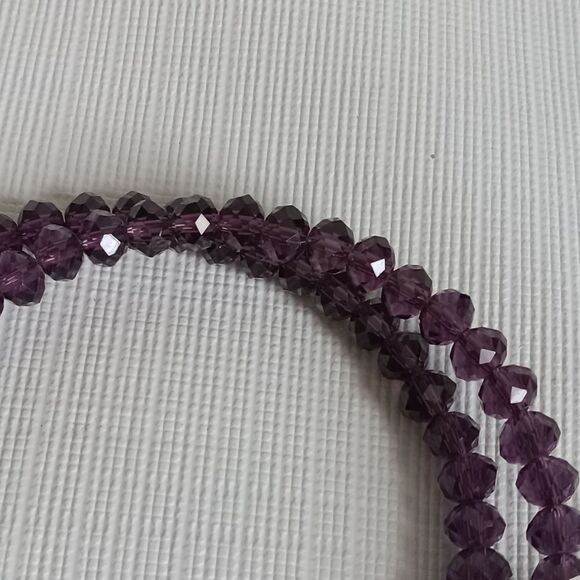 Shiny Purple Transparent Faceted Beaded Memory Wire Circle Choker Style Necklace - Picture 4 of 8